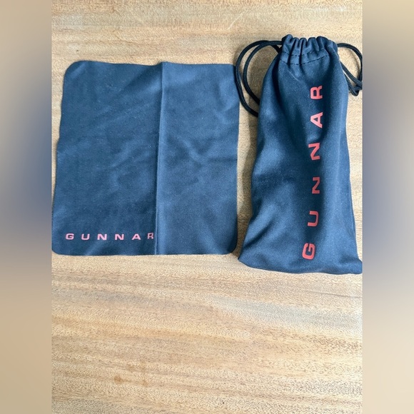 NIB GUNNER Riot Blue Light Amber Light Computer Gaming Glasses in Onyx 100% UV - Picture 5 of 12